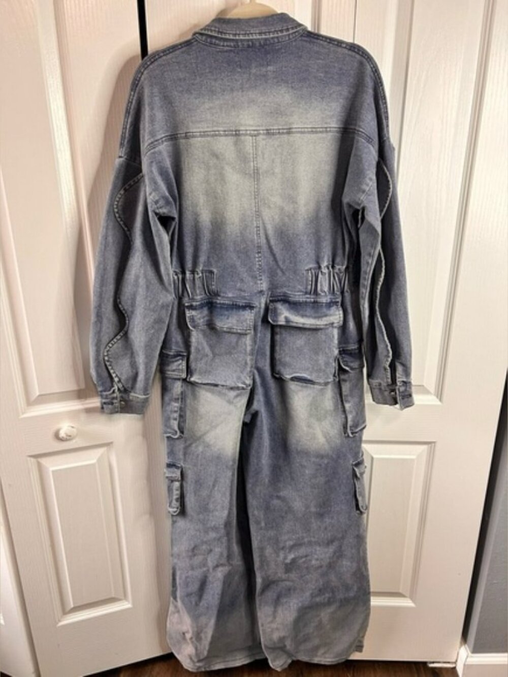 Cutely Covered Women's Denim Button Up Pocket Cargo Jumpsuit Blue Size M - Picture 5 of 7